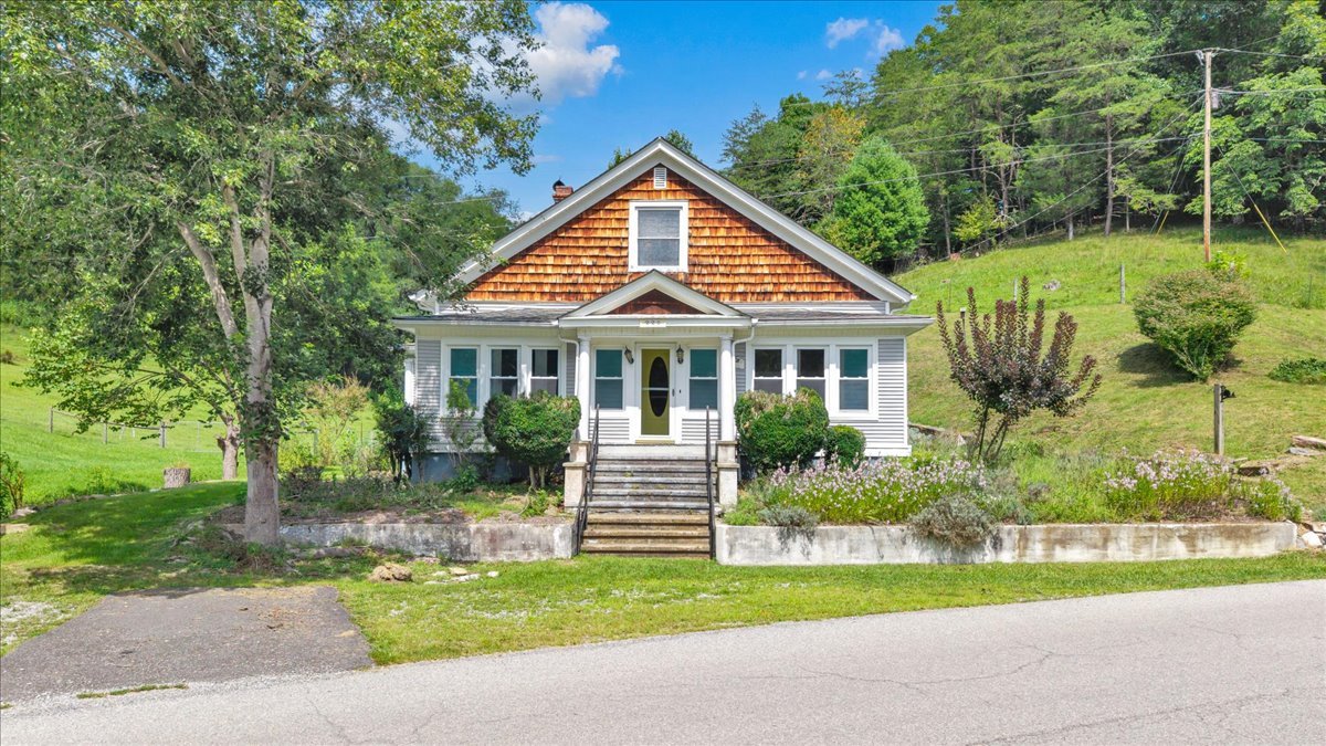 Image for FAR 756 - Your Giles Co. Country Home