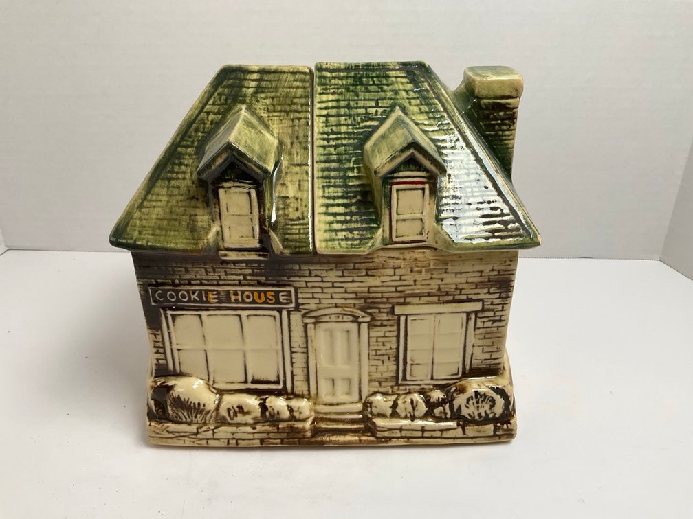 McCoy Pottery Cookie House Split lid Ceramic Cookie Jar