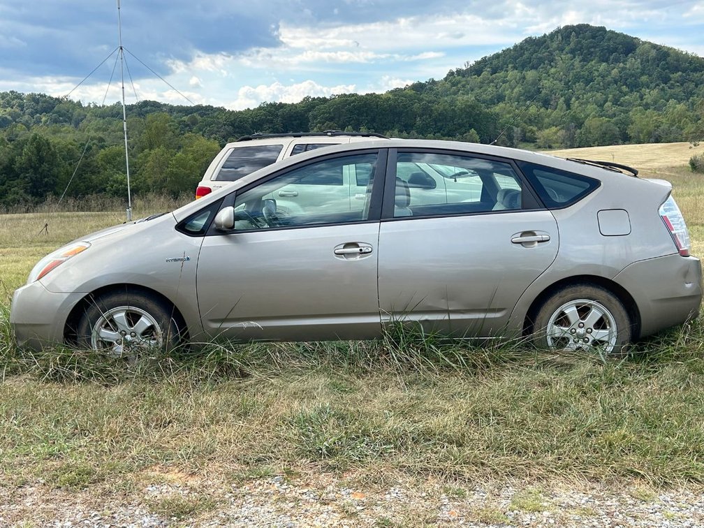 Image for FAR 764 - LIVE AUCTION in Moneta - TOOLS, TRACTORS, FARM EQUIPMENT, CARS & MUCH MORE!