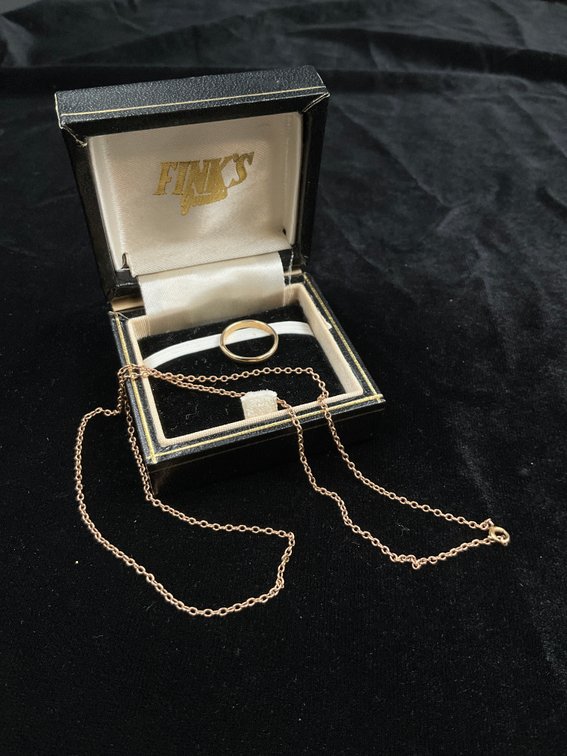 10K Gold Child's Ring Along with a Cable Chain