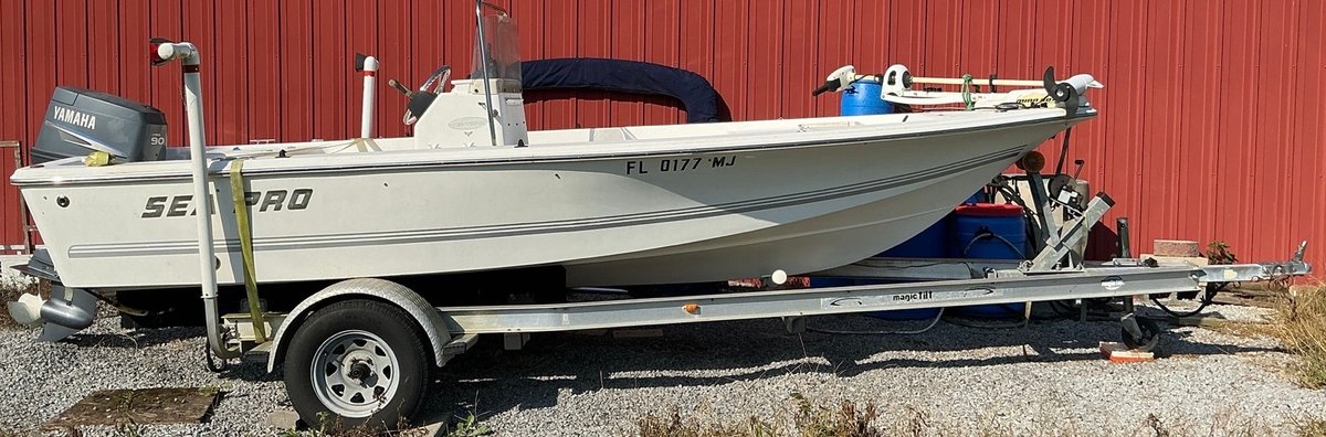 Sea Pro SV1700 Center Console Bay Boat Yamaha 90 Motor Magic Tilt Trailer