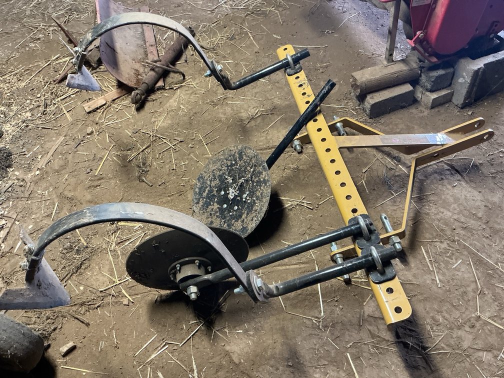 Everything Attachments Tractor Disc Cultivator Bedder and Garden Hiller