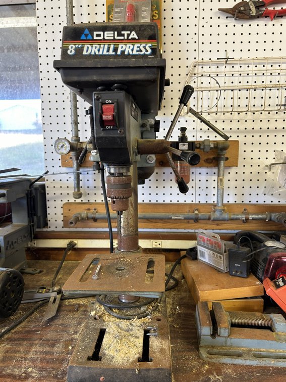 Image for FAR 764 - LIVE AUCTION in Moneta - TOOLS, TRACTORS, FARM EQUIPMENT, CARS & MUCH MORE!