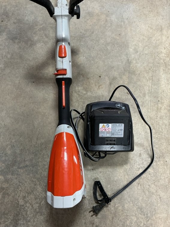 Stihl FSA 57 Cordless String Trimmer With AK 10 Battery and Charger