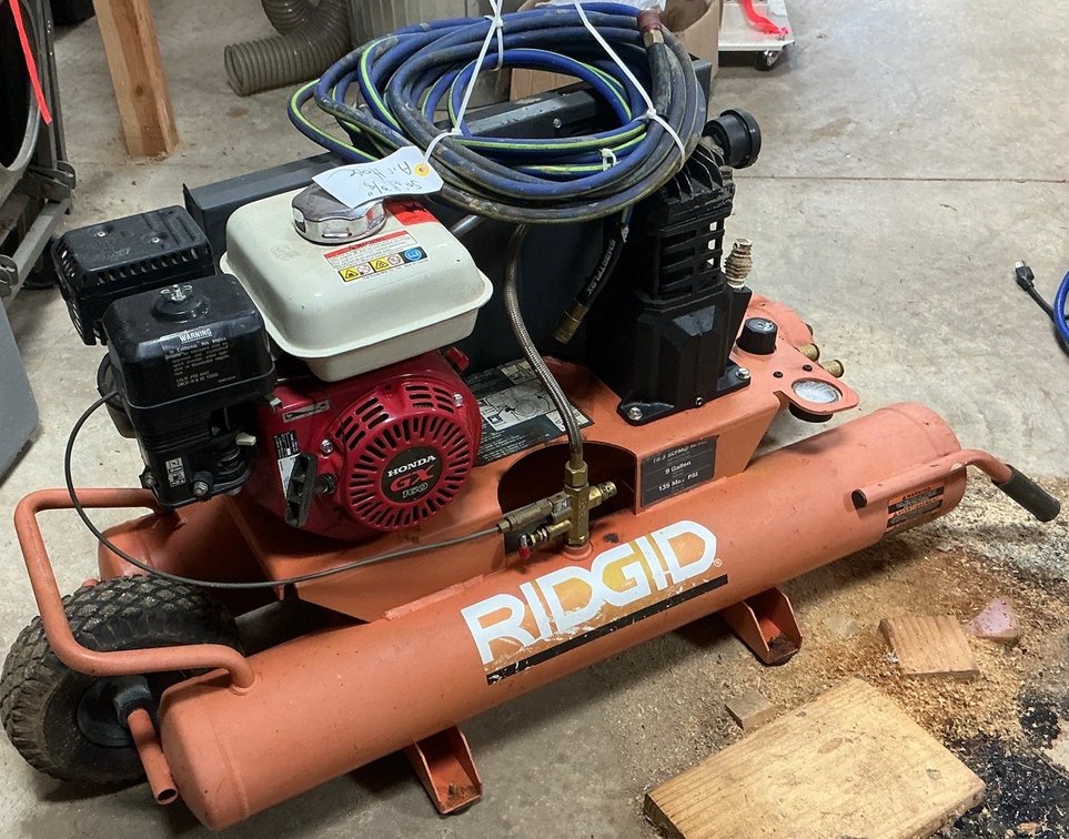 Ridgid Wheelbarrow Air Compressor with Honda GX160 Engine