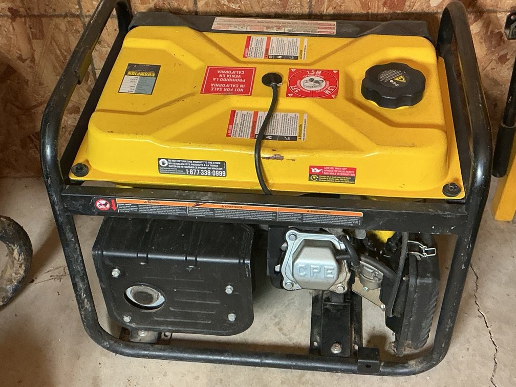 Champion Power Equipment 4500-Watt Portable Gas Powered Generator