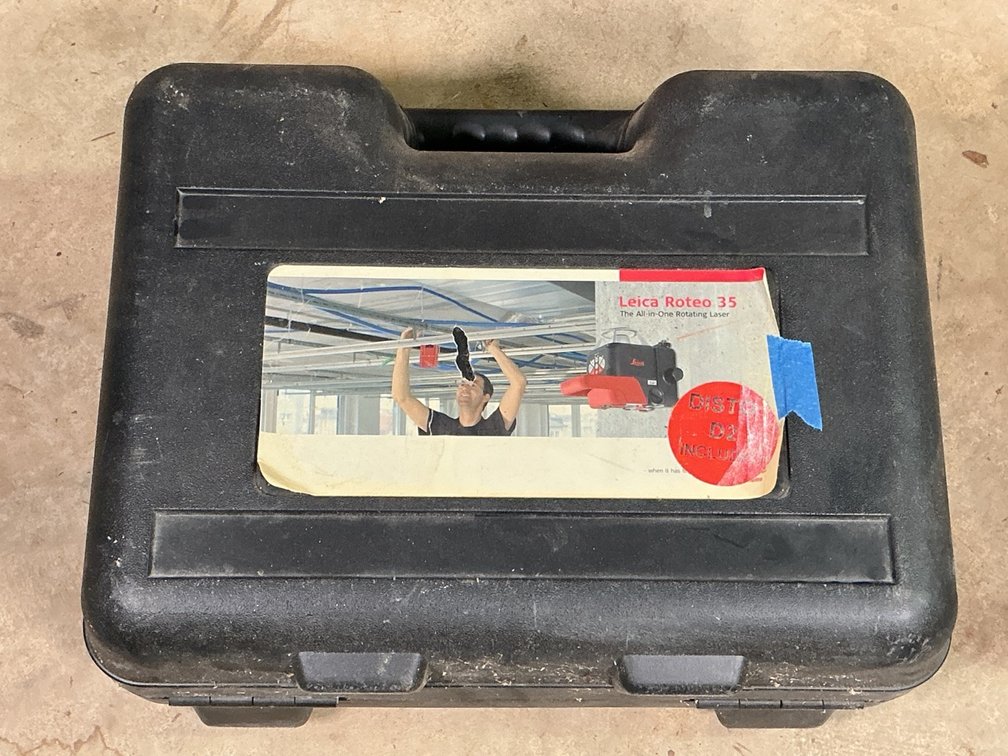 Leica Geosystems Roteo 35 Rotating Laser Level Set With Hard Case