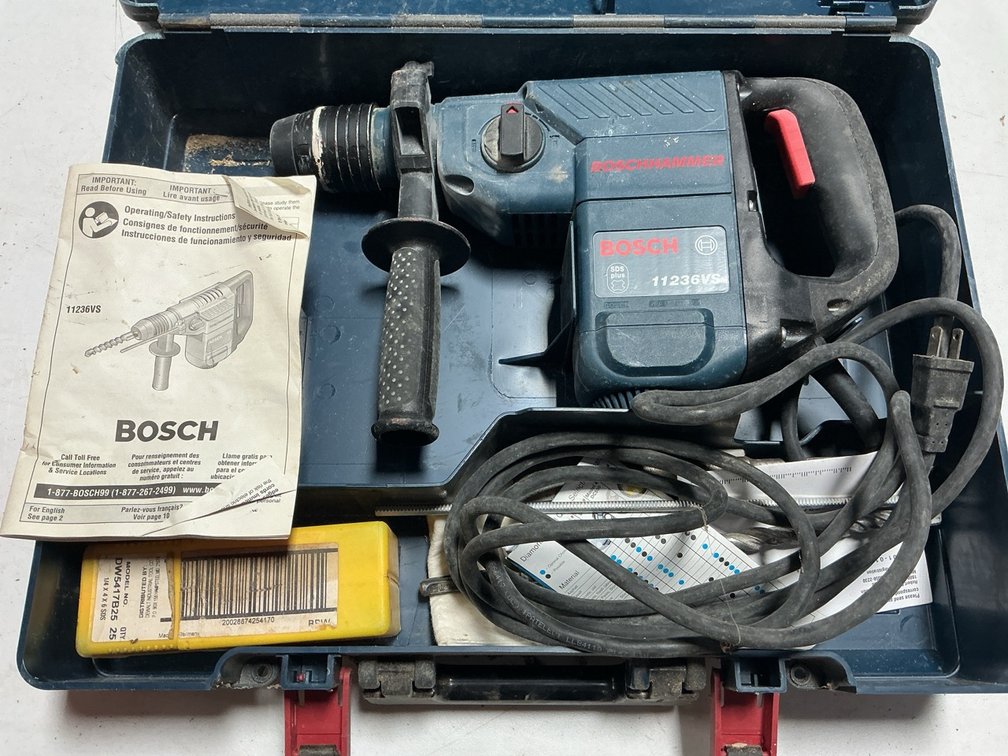 Bosch 11236VS Boschhammer SDS-Plus Rotary Hammer Drill With Case