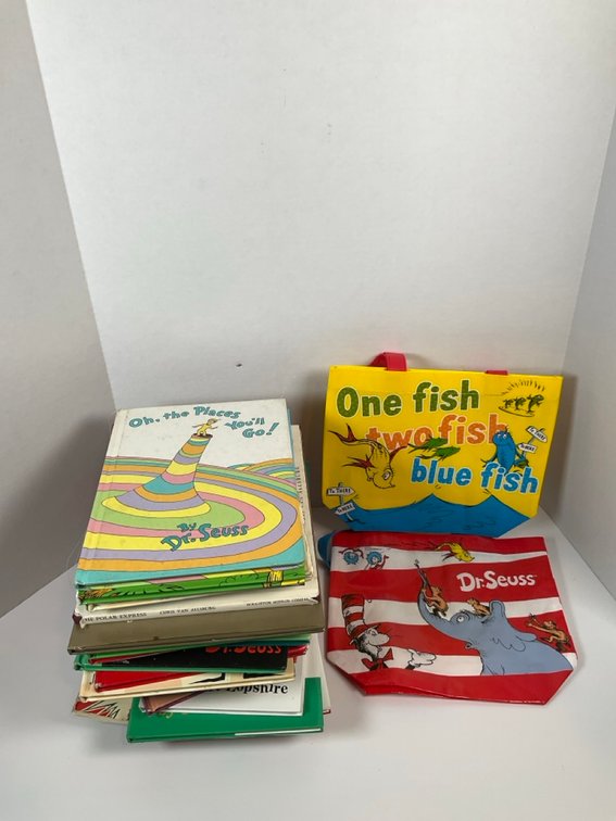 Dr. Seuss Hardcover Childrens Books Lot with Illustrated Totes