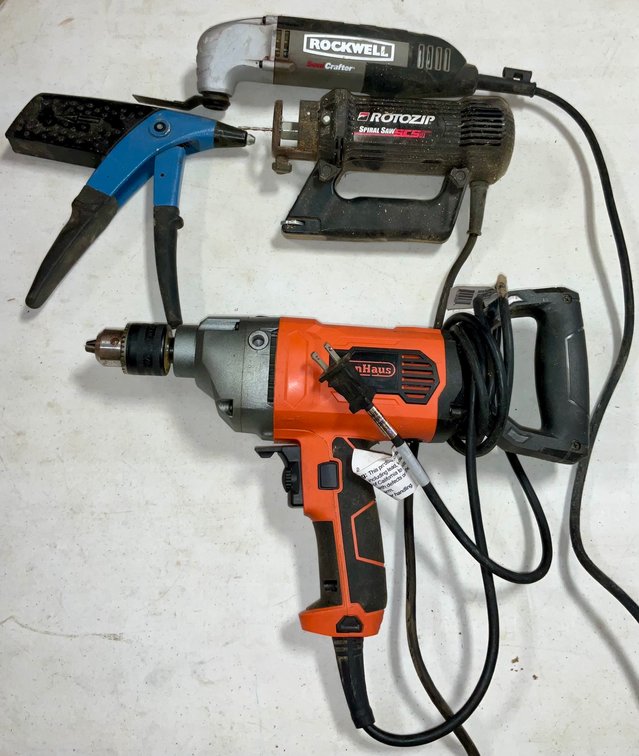 Assorted Power and Hand Tools Featuring VonHaus Spade Handle Drill