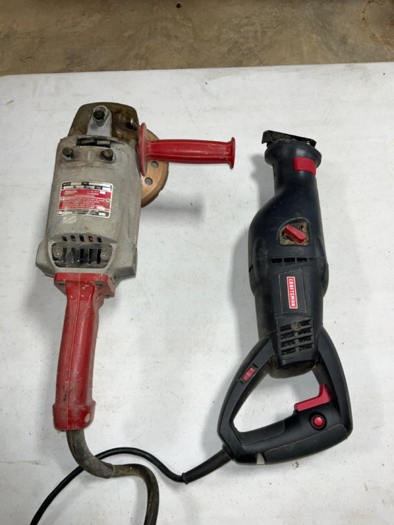 Milwaukee Heavy Duty Sander Grinder and Craftsman Reciprocating Saw Lot