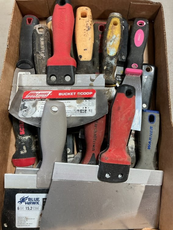 Assorted Putty Knives