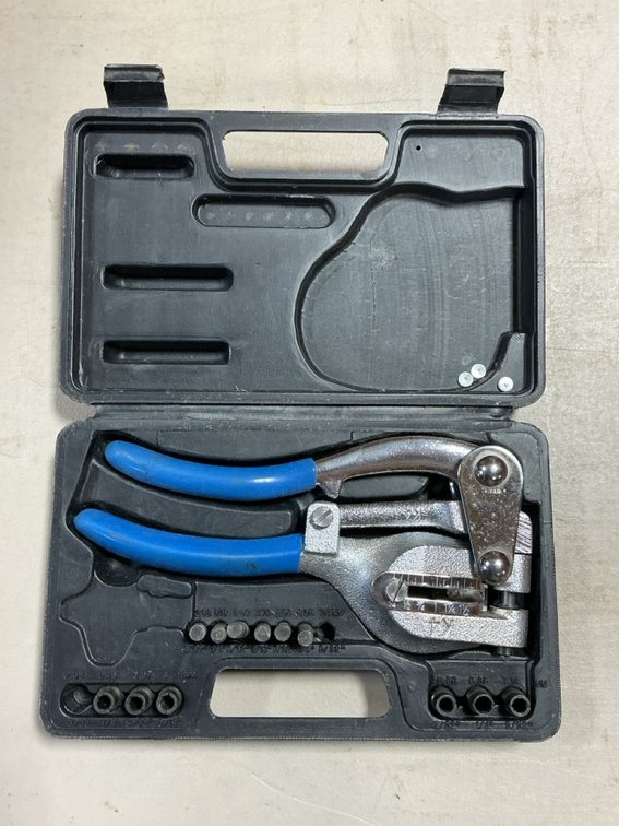 Heavy Duty Sheet Metal Hole Punch Tool Kit with Case