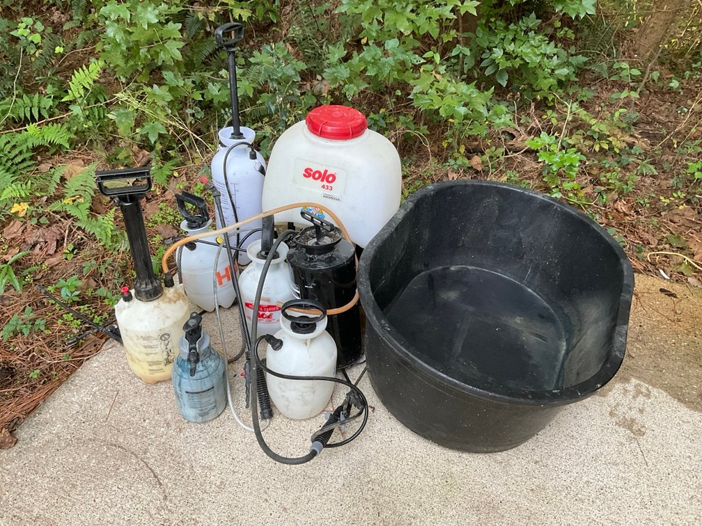 Solo 433 Honda Power Sprayer, Tuff Stuff Oval Stock Tank & More
