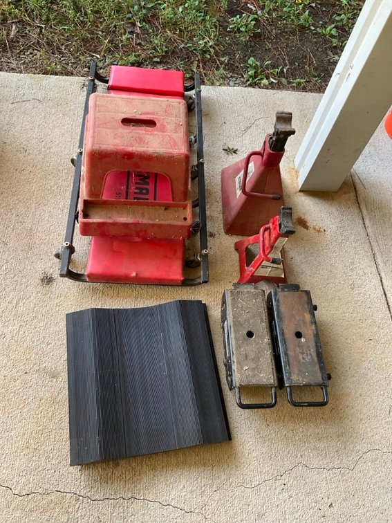 Craftsman Rolling Creeper, Jack Stands And Shop Dolly Equipment