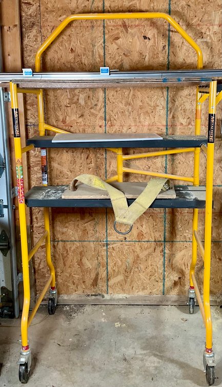 Metaltech Jobsite Series Portable Rolling Baker Scaffold With Casters