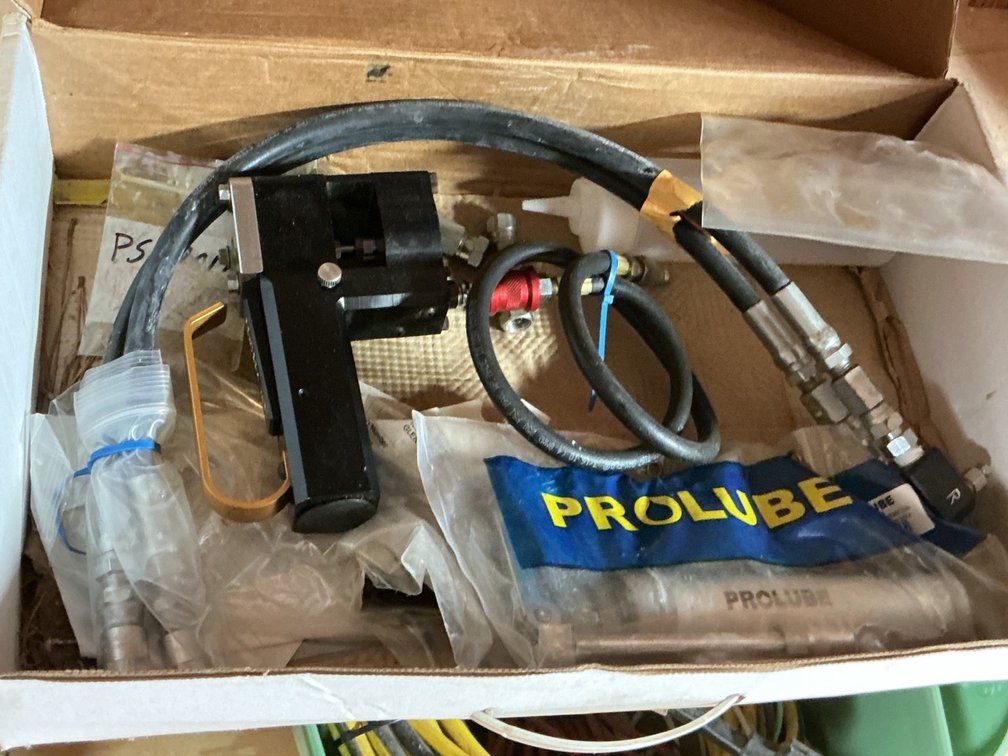 Pentech Inc BD Spray Gun Package With Hoses and Prolube