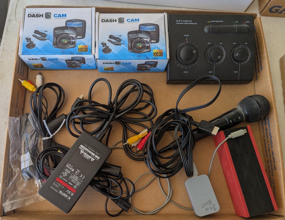 PS2, Controllers & Accessories