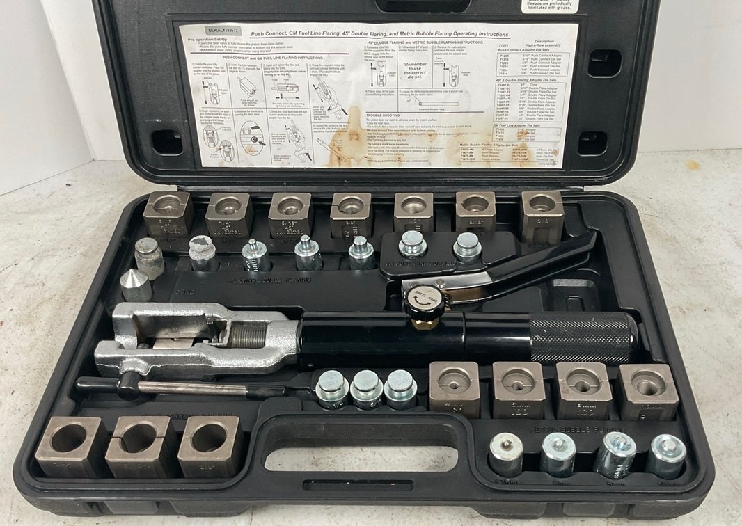 Universal Hydraulic Flaring Tool Set