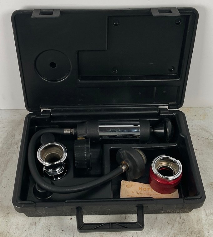 Cooling System Pressure Tester