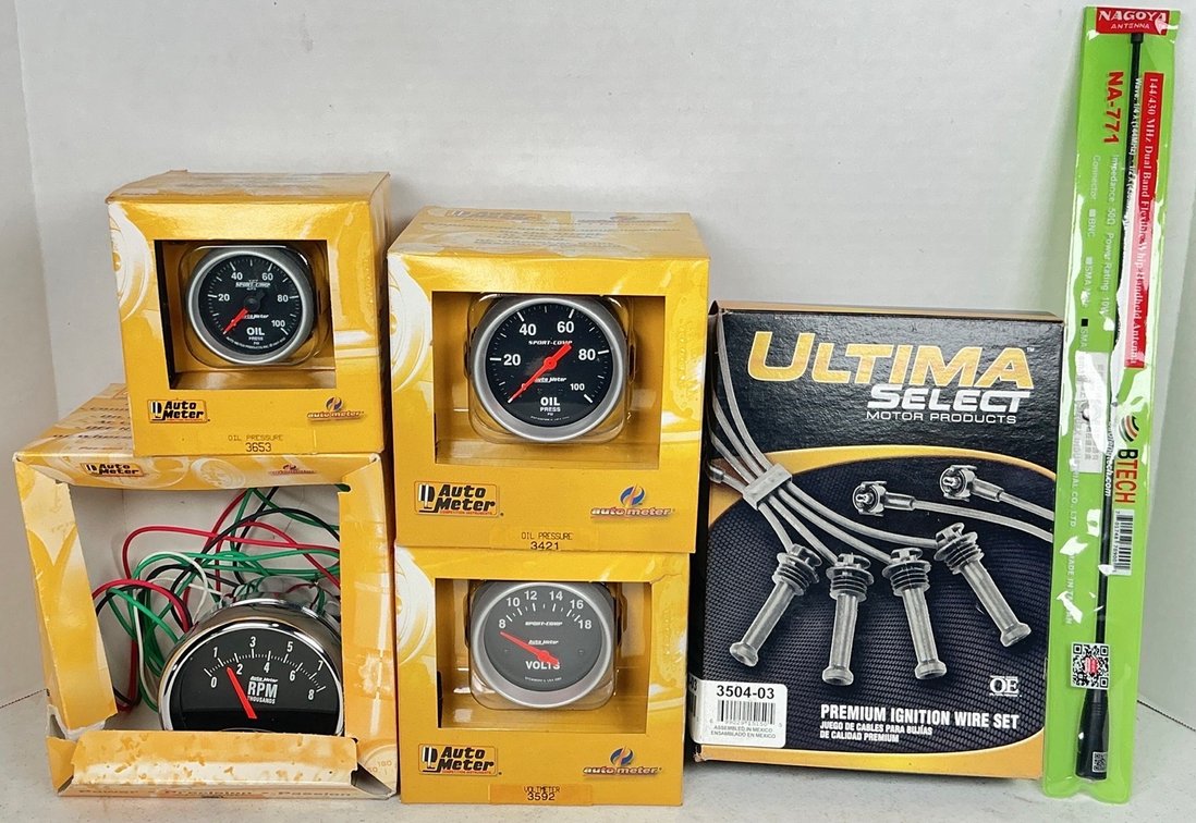 Auto Meters, Ignition Wire Set & Antenna