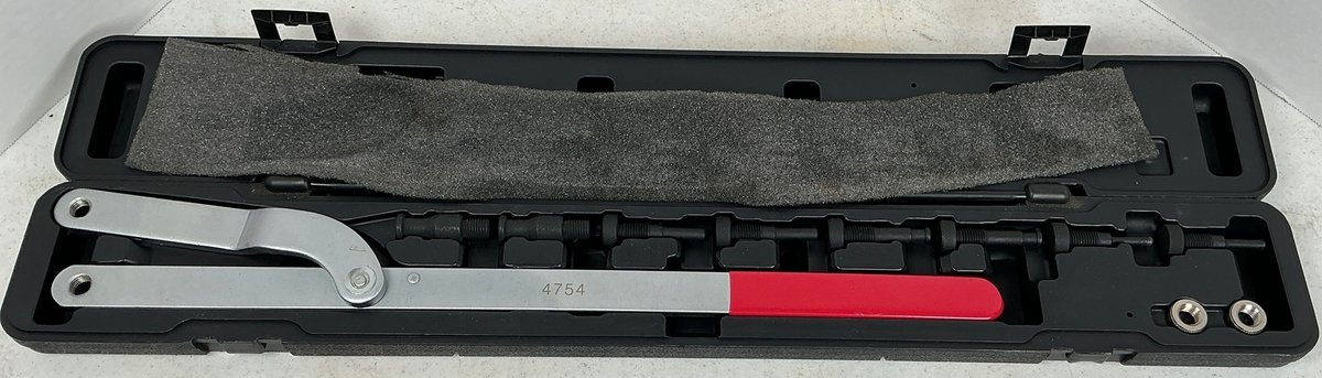 Universal Pulley Holder