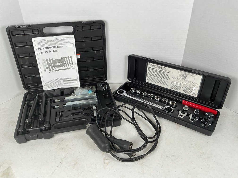 Gear Puller Set & Serpentine Belt Tool