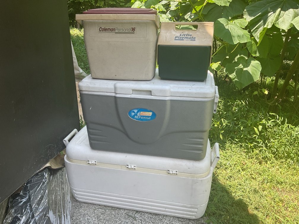 4 coolers