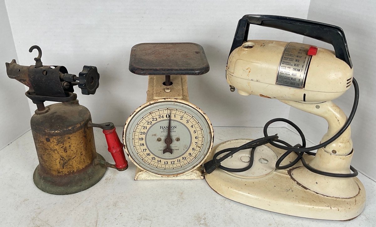 Dormeyer Mixer and Scale
