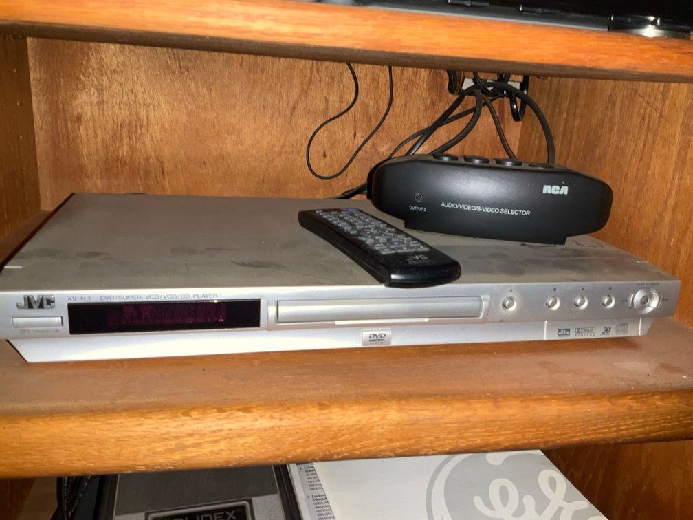 JVC XV-N3 DVD Player with Remote and RCA Audio Video Selector