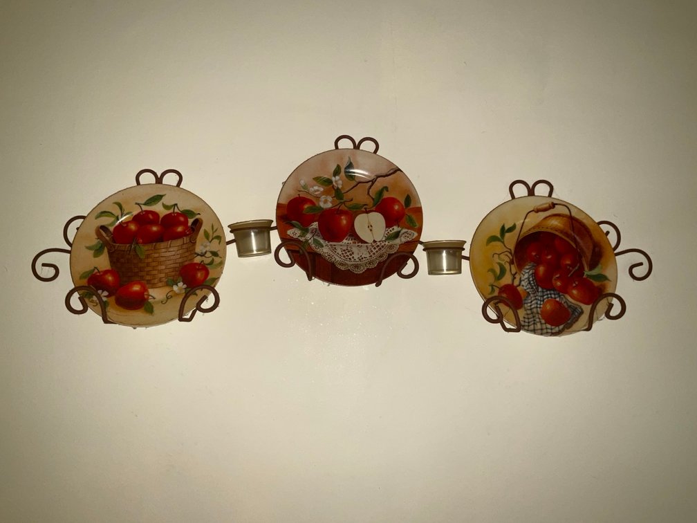 Apple Motif Decorative Plate Wall Sconce Candleholder Set