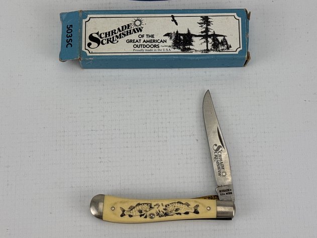 Image for Schrade Scrimshaw Folder Knife