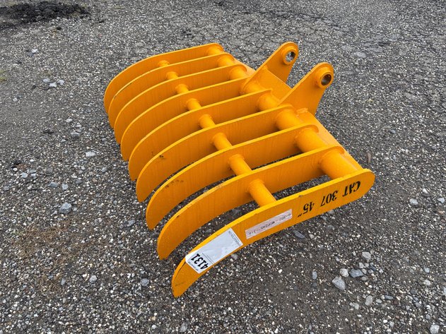 Image for E4. 2026 Unused GIYI CAT 307 Dense-Teeth Rake