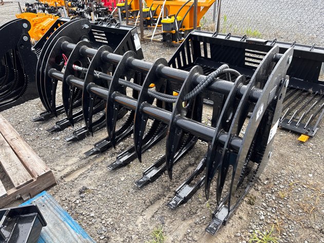 Image for E1p. 2026 Unused GIYI Skid Steer Grapple