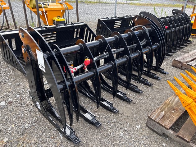 Image for E1p. 2026 Unused GIYI Skid Steer Grapple