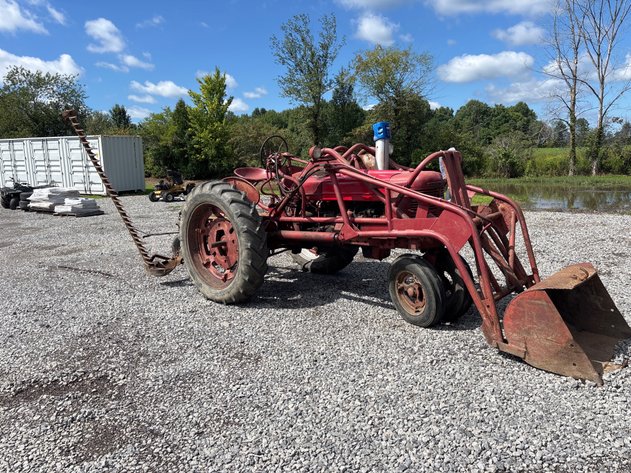 Image for Ln. 1952 Farmall model H tractor w/ sickle bar mower
