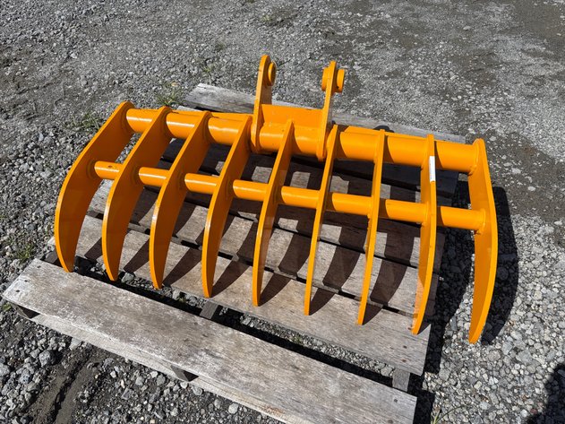 Image for E1p. 2026 Unused GIYI CAT 305 Dense-Teeth Rake