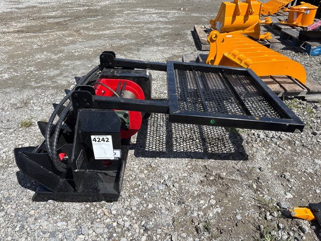 Image for E1p. 2026 Unused GIYI Skid Steer Winch