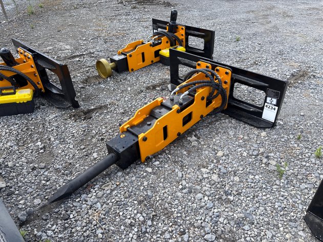 Image for E1p. 2026 Unused GIYI Skid Steer Breaker