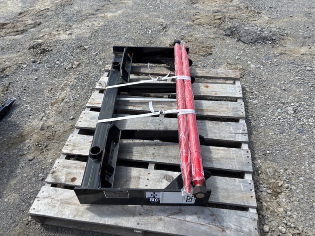 Image for 2026 Unused GIYI Skid Steer Bale Fork