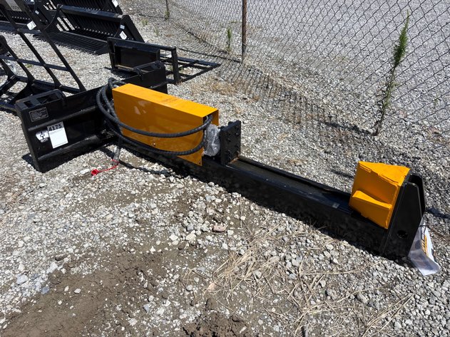Image for E1p. 2026 Unused GIYI Skid Steer Horizontal Log Splitter - [Skid Steer Attachments]