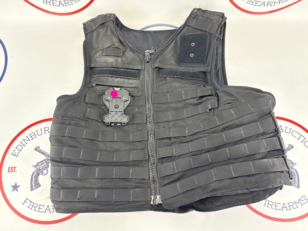 Image for Safariland Oregon City Zip-Front Armor Carrier | Hardwire Level IIIA Armor