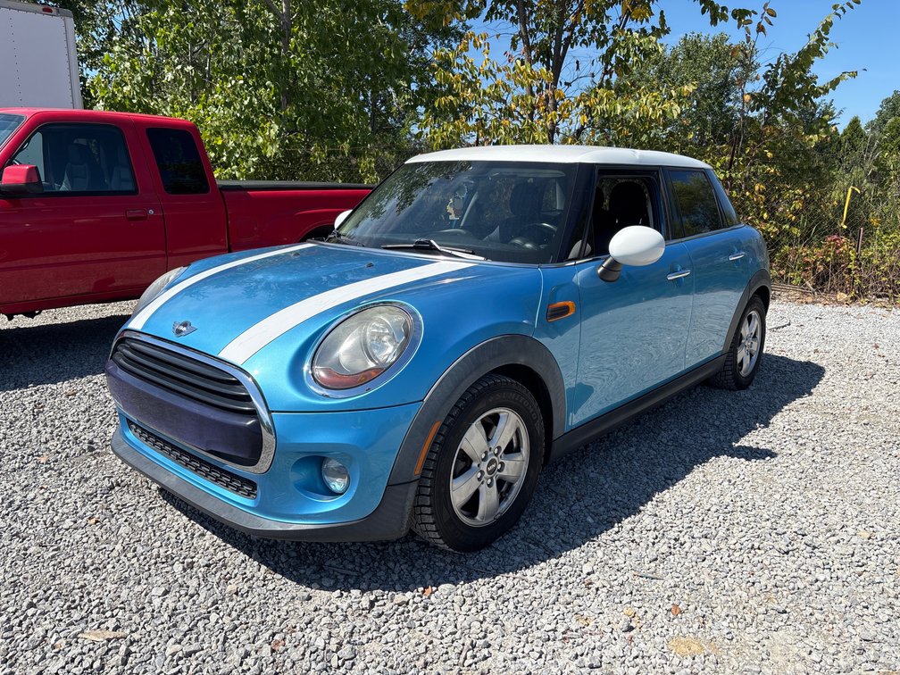 2016 MINI Hardtop Passenger Car