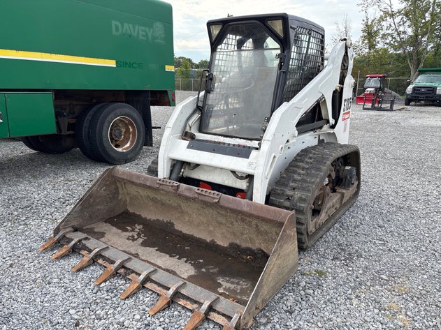 Image for 2007 Bobcat S185 enclosed cab tracked skid steer