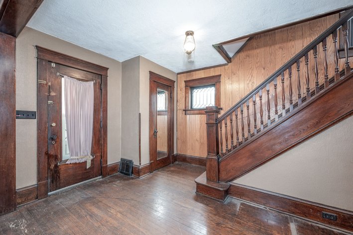 Image for REAL ESTATE AUCTION • 267 RIDDLE RAVENNA OH 44266