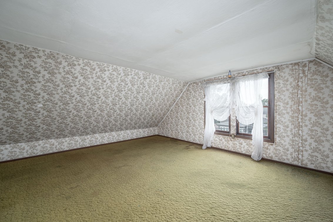 Image for REAL ESTATE AUCTION • 267 RIDDLE RAVENNA OH 44266