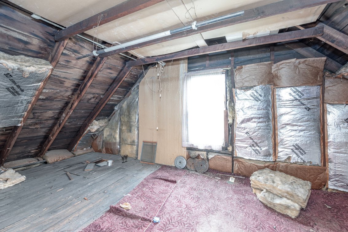 Image for REAL ESTATE AUCTION • 267 RIDDLE RAVENNA OH 44266