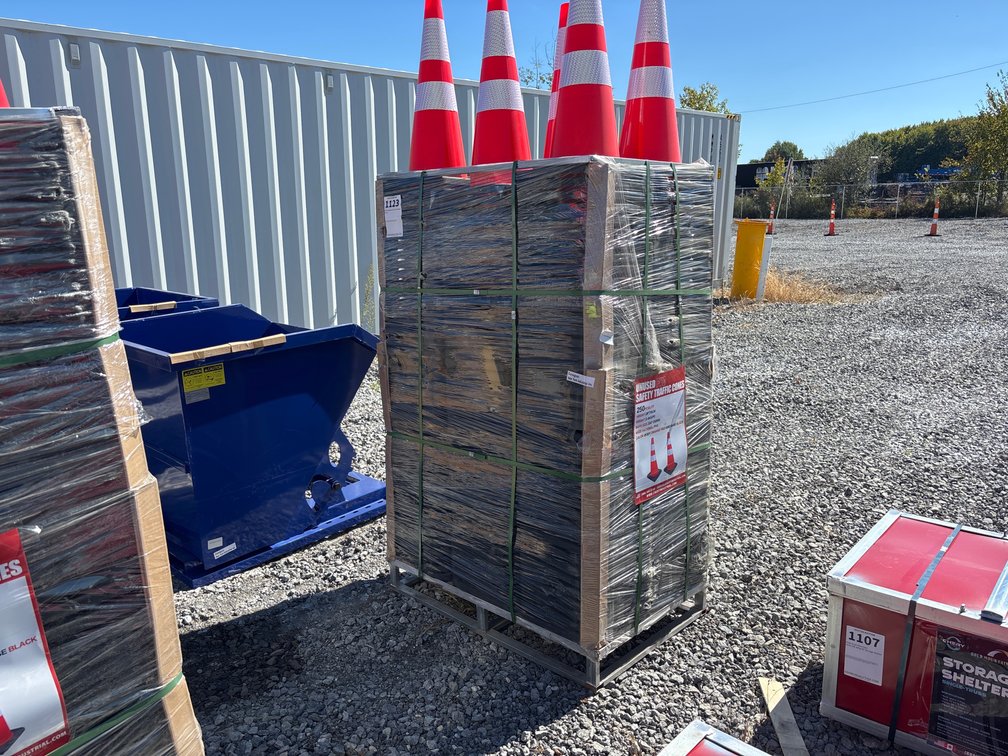 2026 Greatbear Qty of 250 Safety Cones