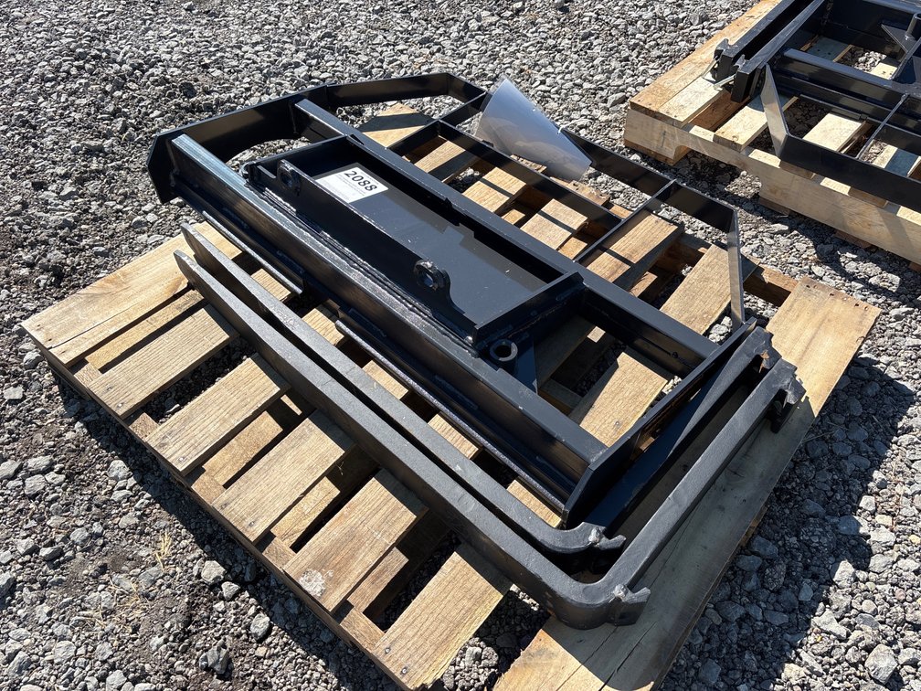 2026 Landhonor MPF-11-2000G Mini Skid Steer Pallet Fork Frame
