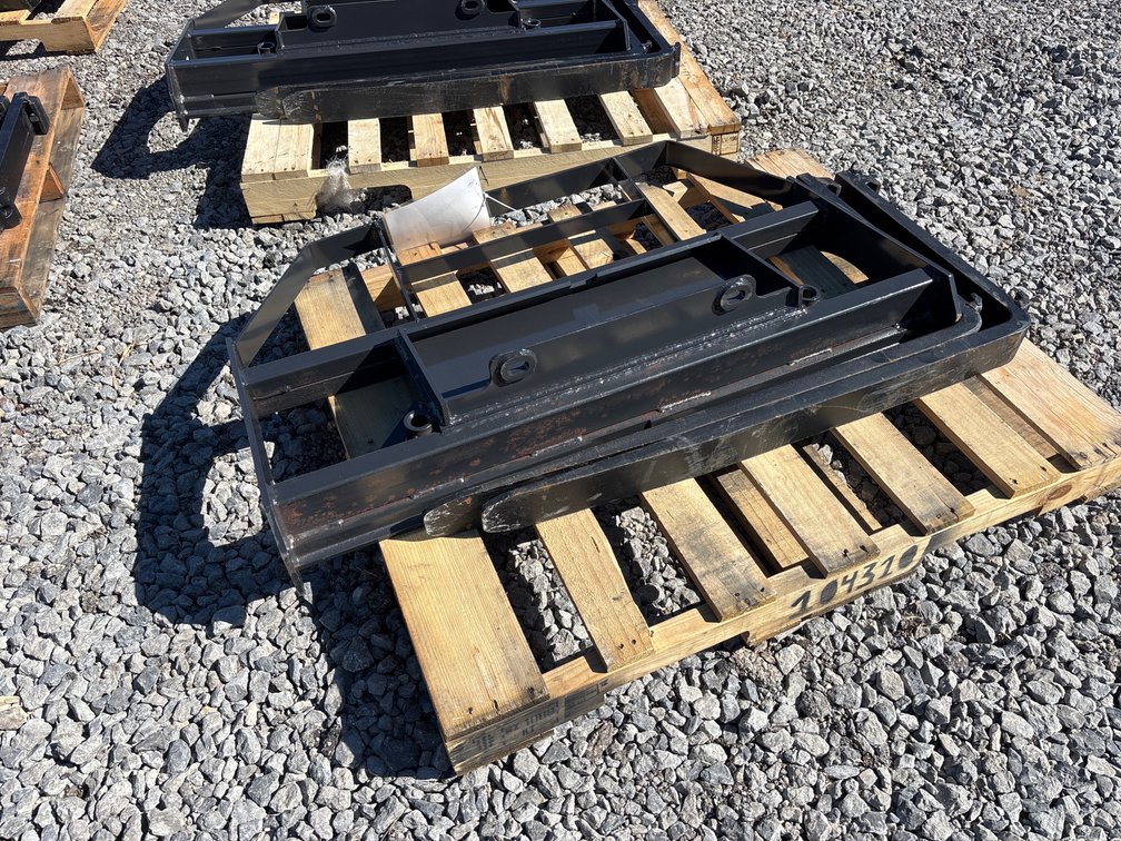 2026 Landhonor MPF-11-2000G Mini Skid Steer Pallet Fork Frame